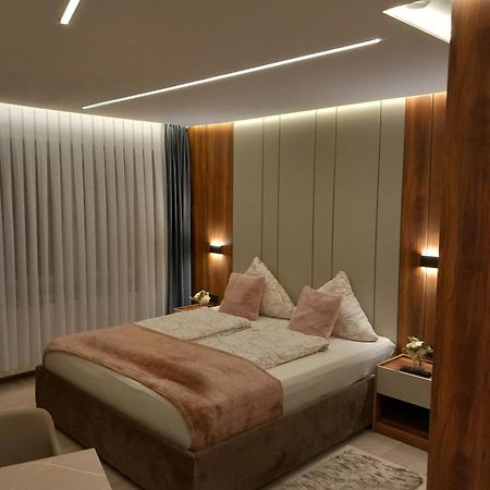 Hotel Hafez Бад Залцуфлен Екстериор снимка