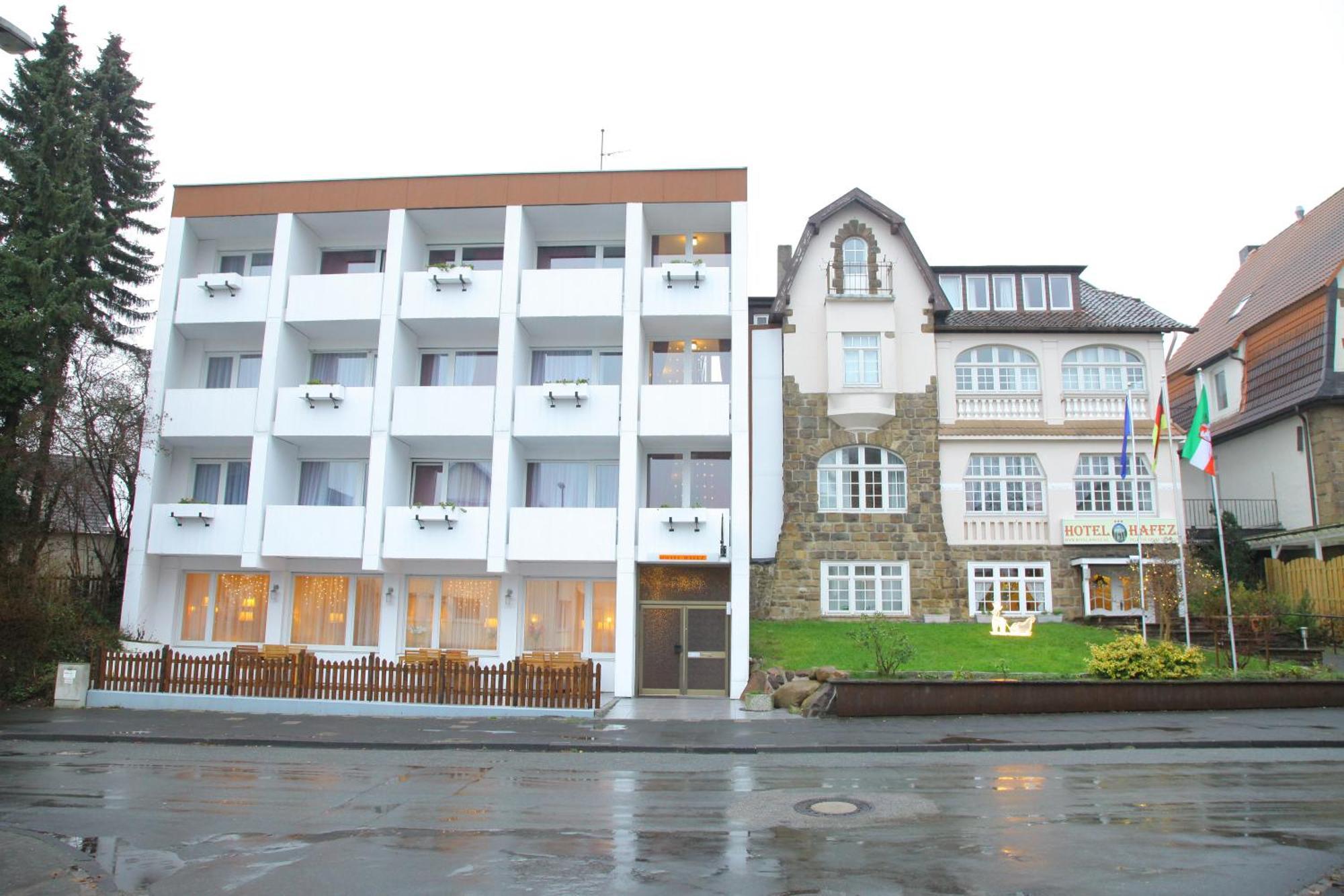 Hotel Hafez Бад Залцуфлен Екстериор снимка