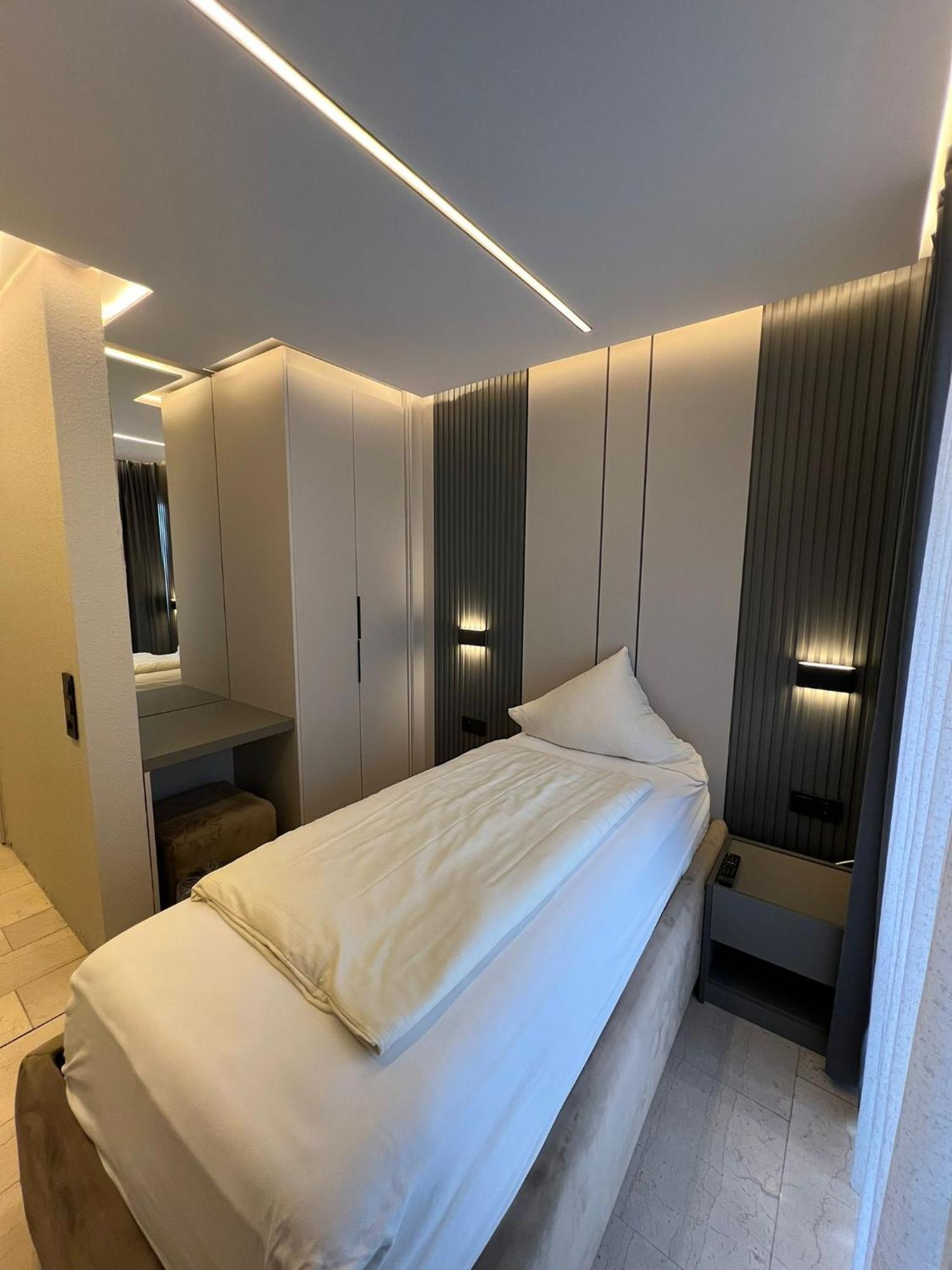 Hotel Hafez Бад Залцуфлен Екстериор снимка