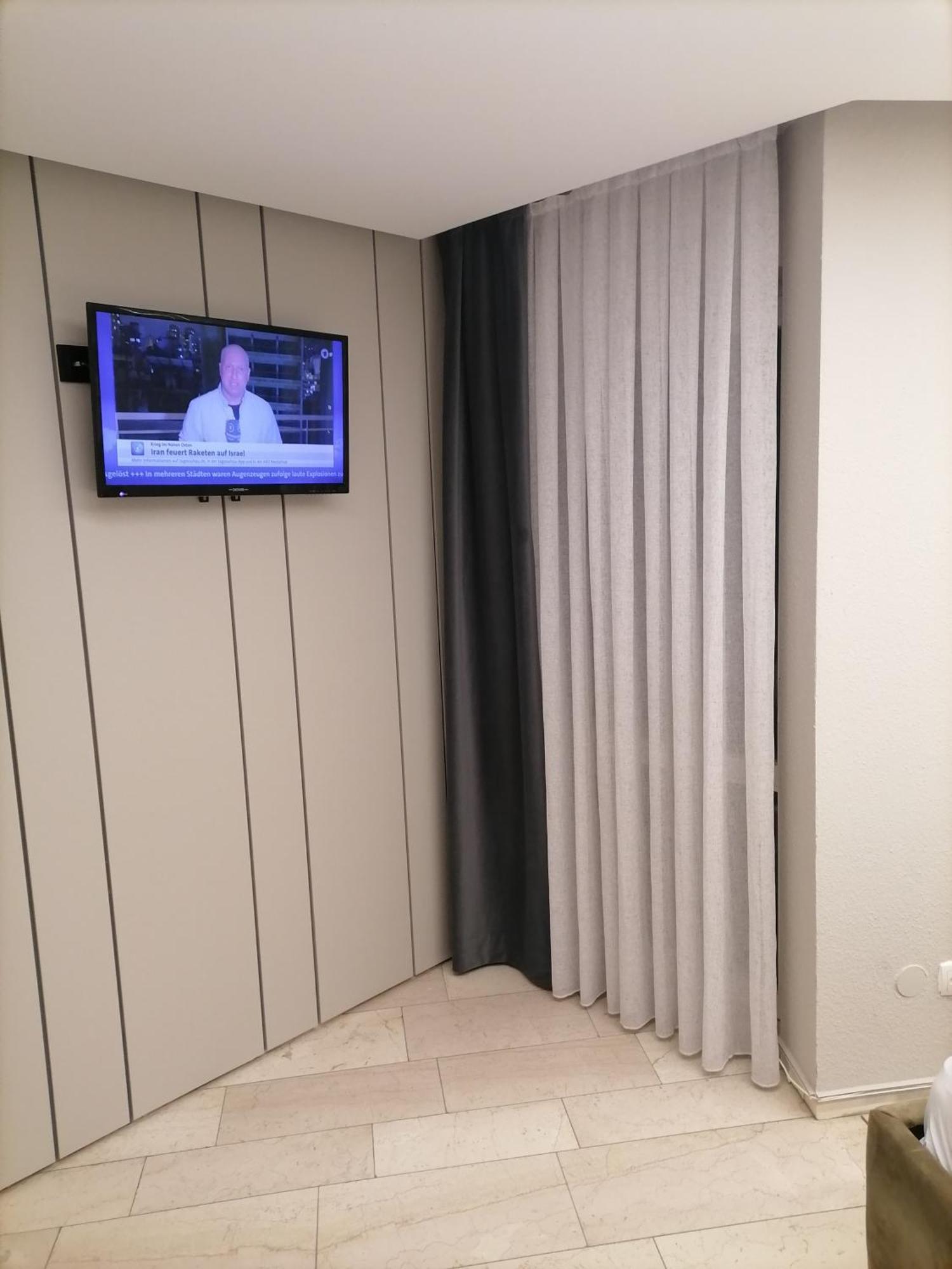 Hotel Hafez Бад Залцуфлен Екстериор снимка