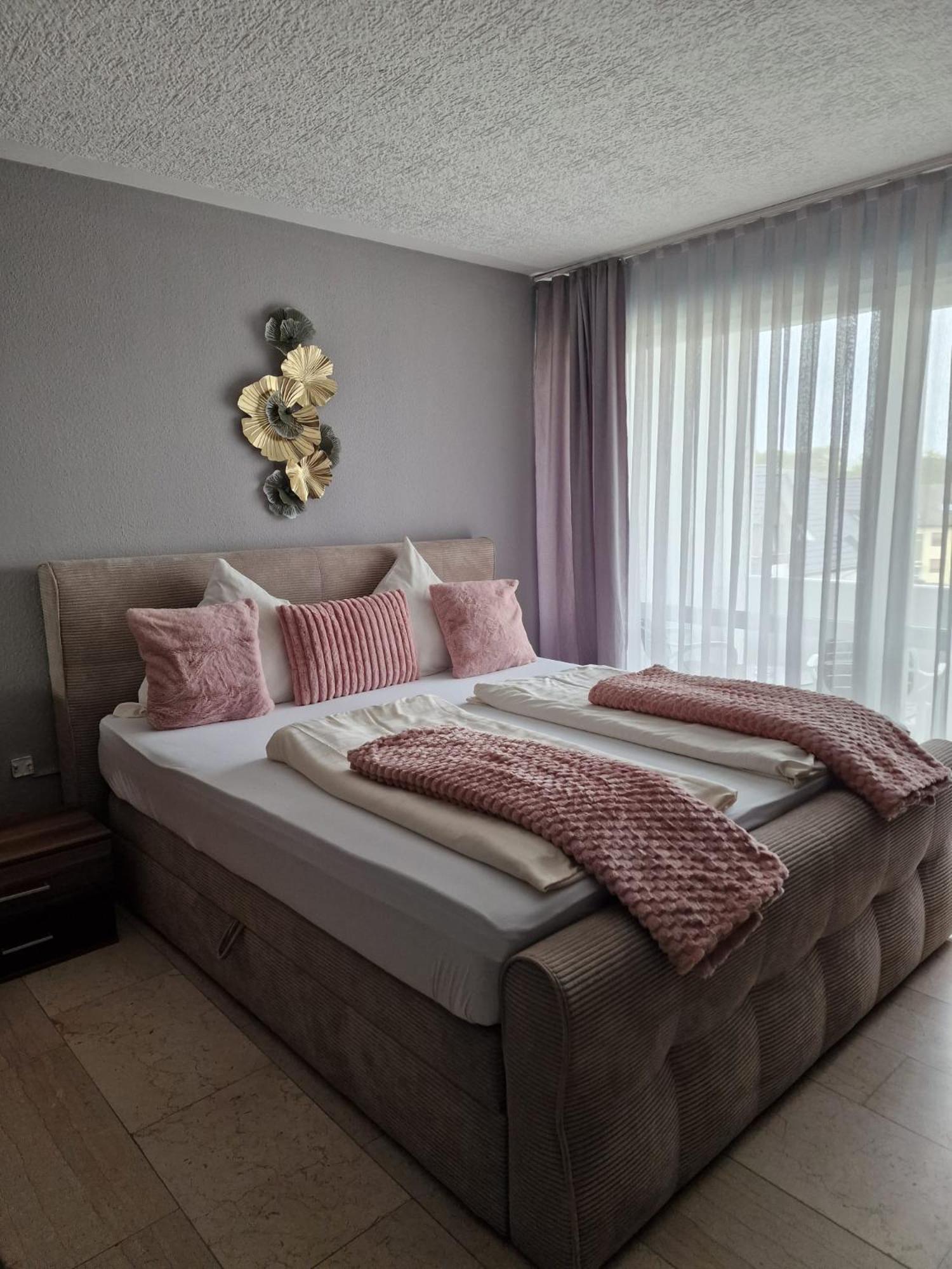 Hotel Hafez Бад Залцуфлен Екстериор снимка