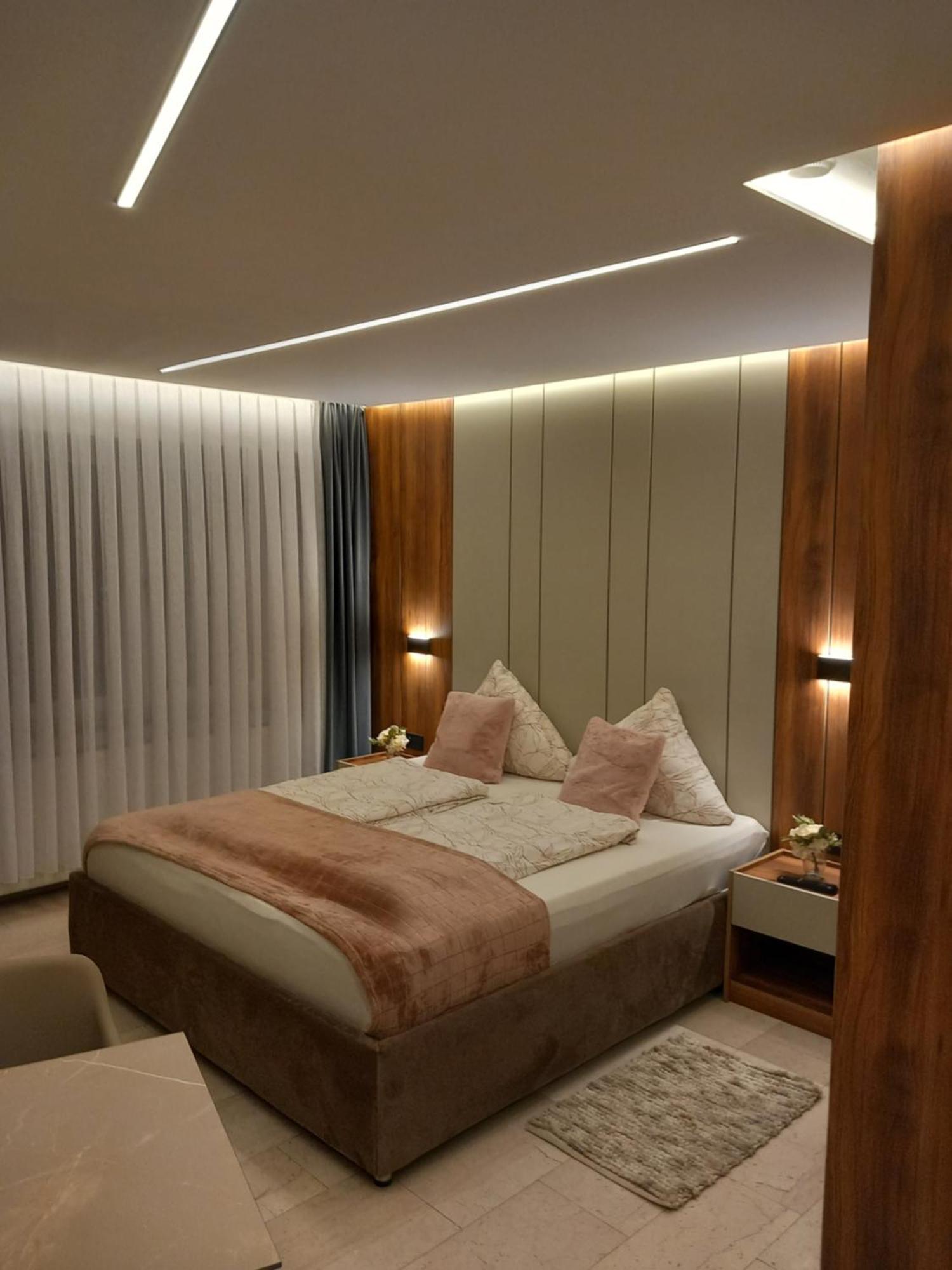 Hotel Hafez Бад Залцуфлен Екстериор снимка
