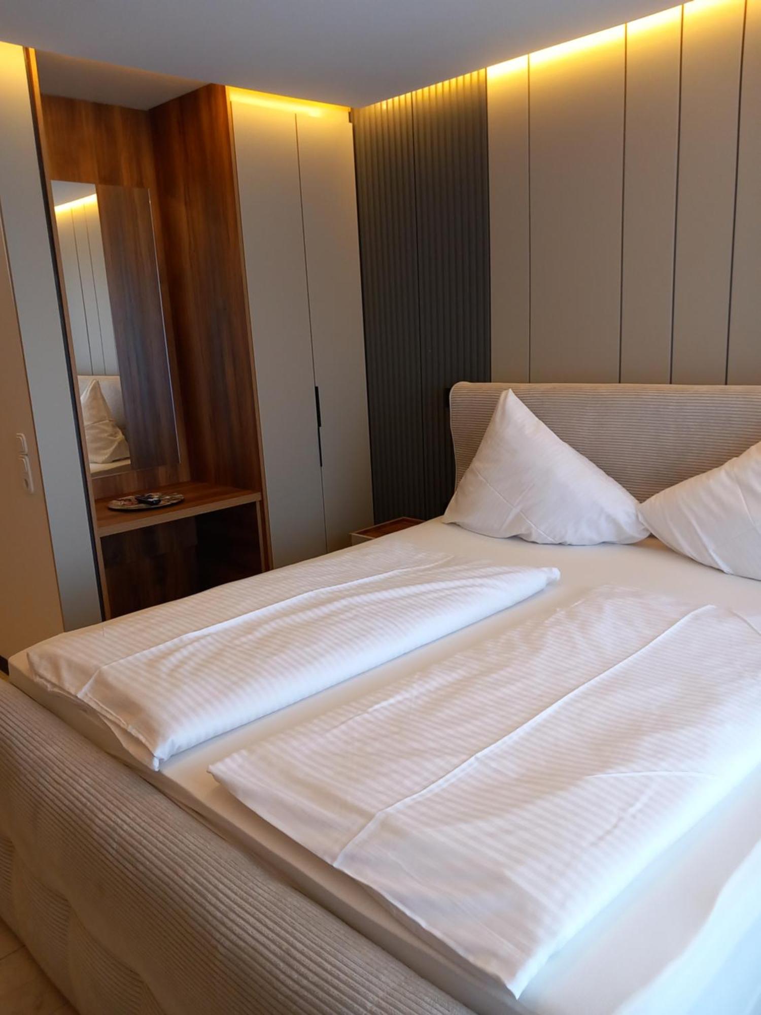 Hotel Hafez Бад Залцуфлен Стая снимка