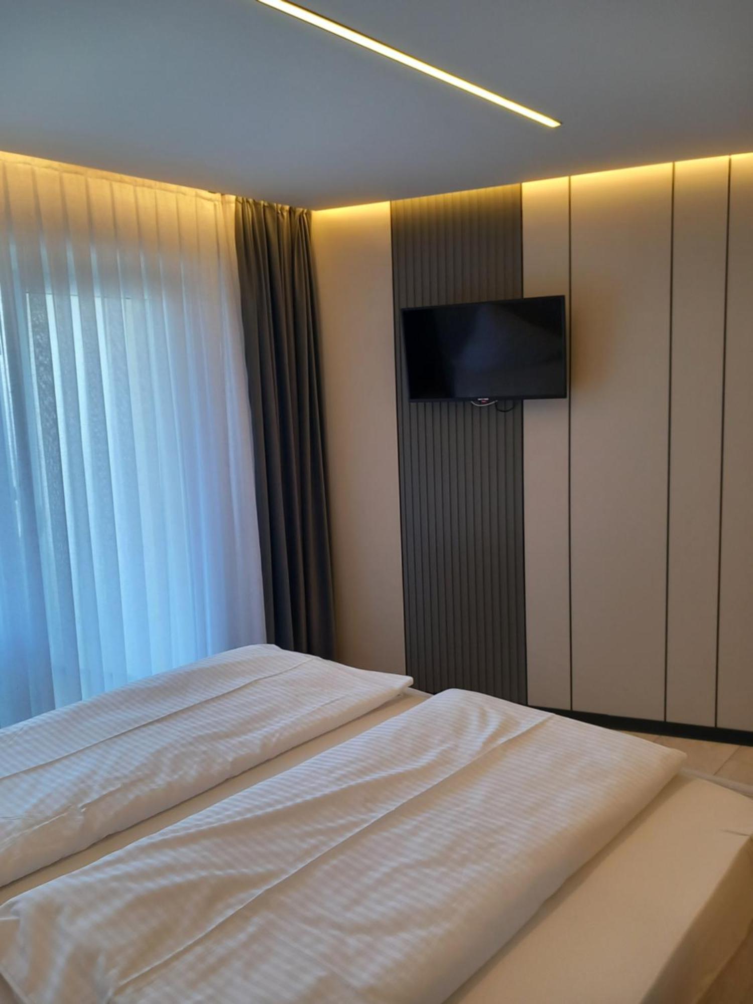 Hotel Hafez Бад Залцуфлен Стая снимка