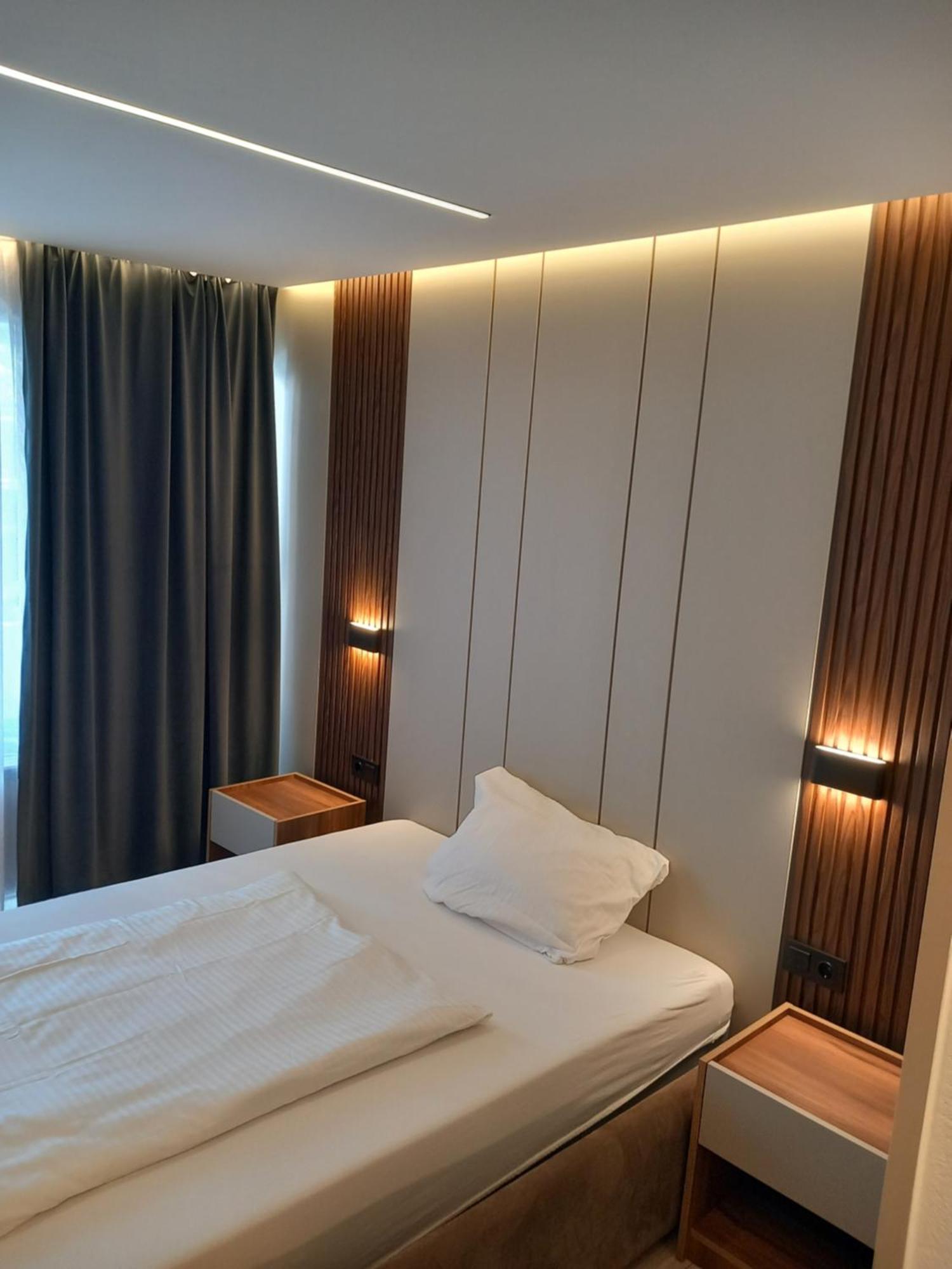 Hotel Hafez Бад Залцуфлен Екстериор снимка
